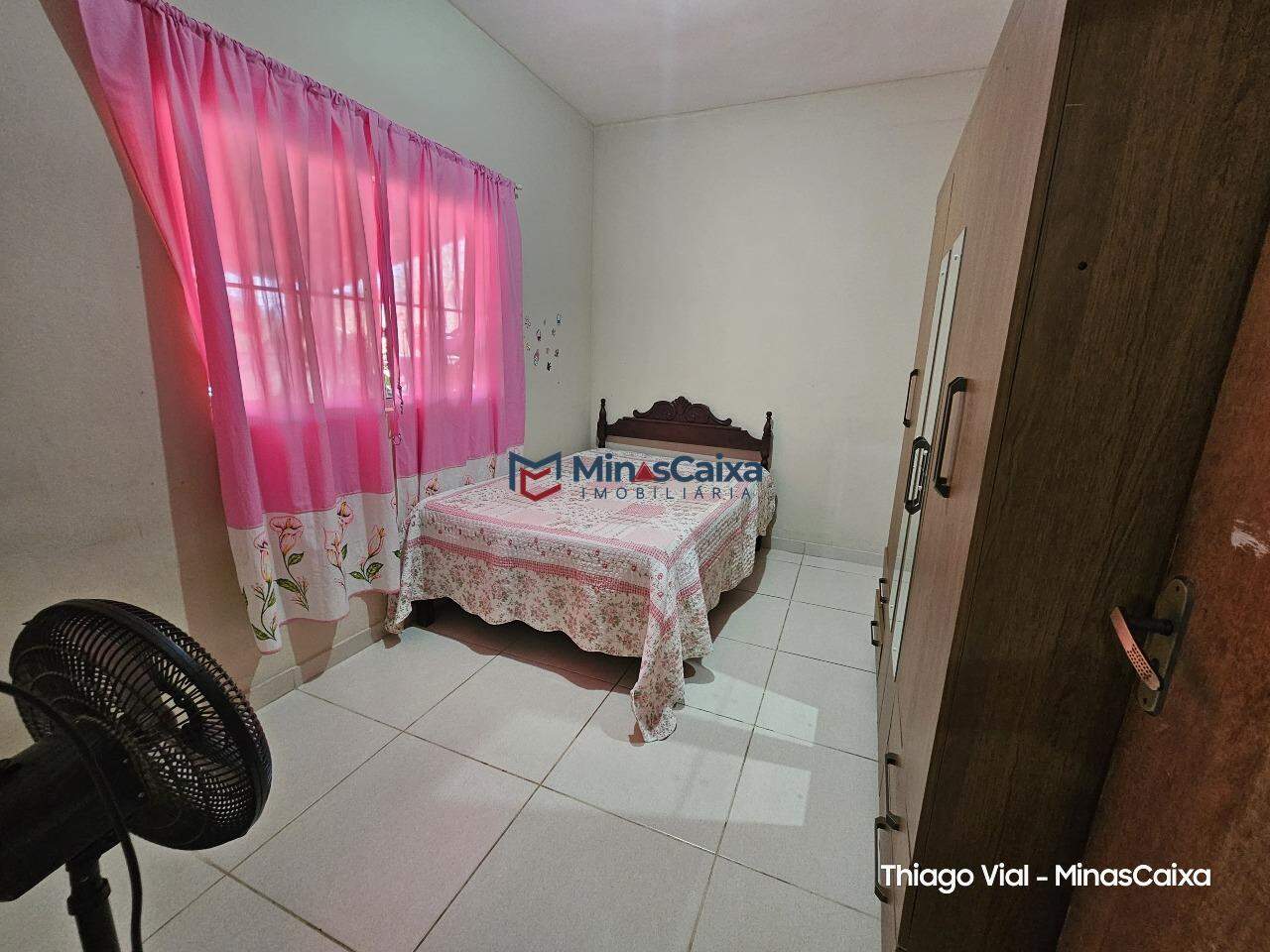 Chácara à venda com 4 quartos, 160m² - Foto 16