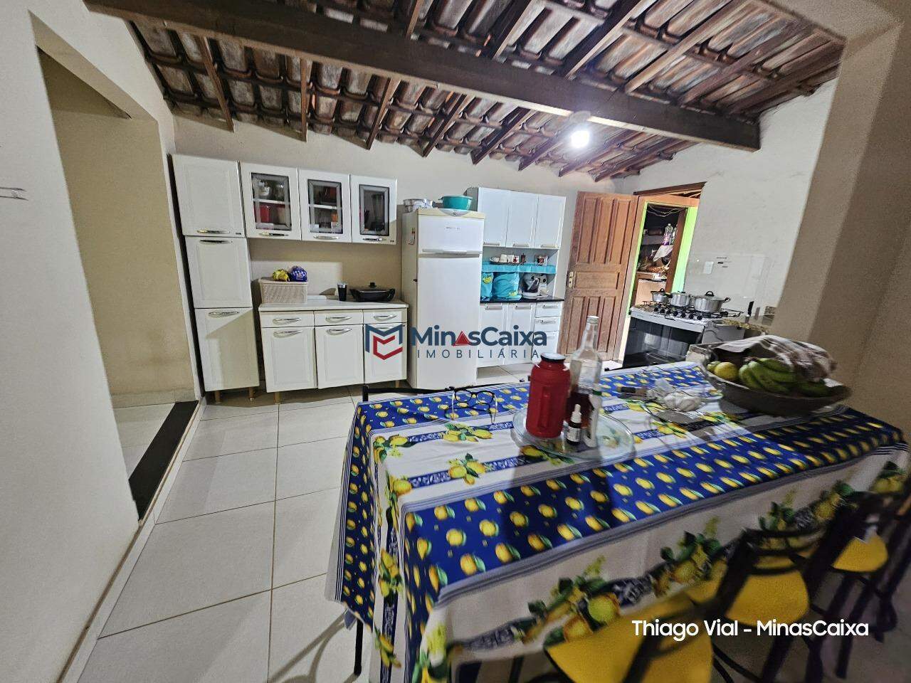 Chácara à venda com 4 quartos, 160m² - Foto 8