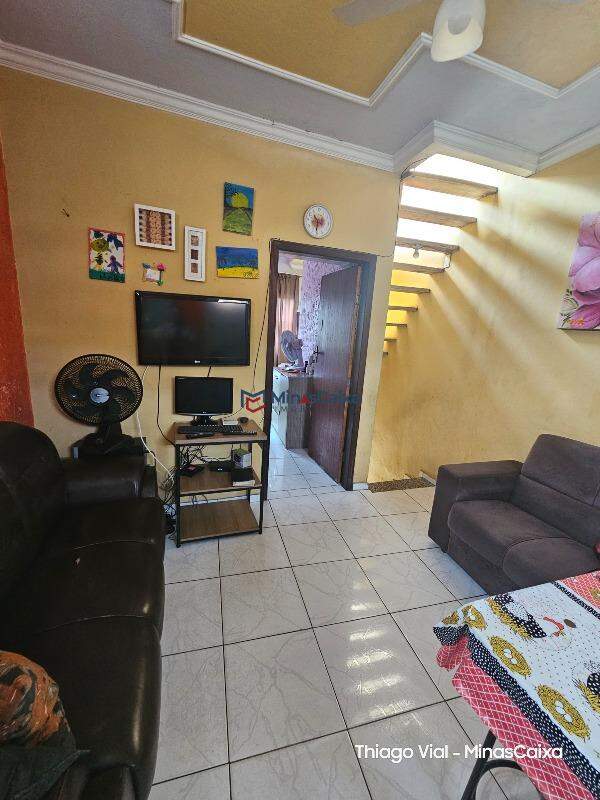 Apartamento à venda com 1 quarto, 121m² - Foto 2