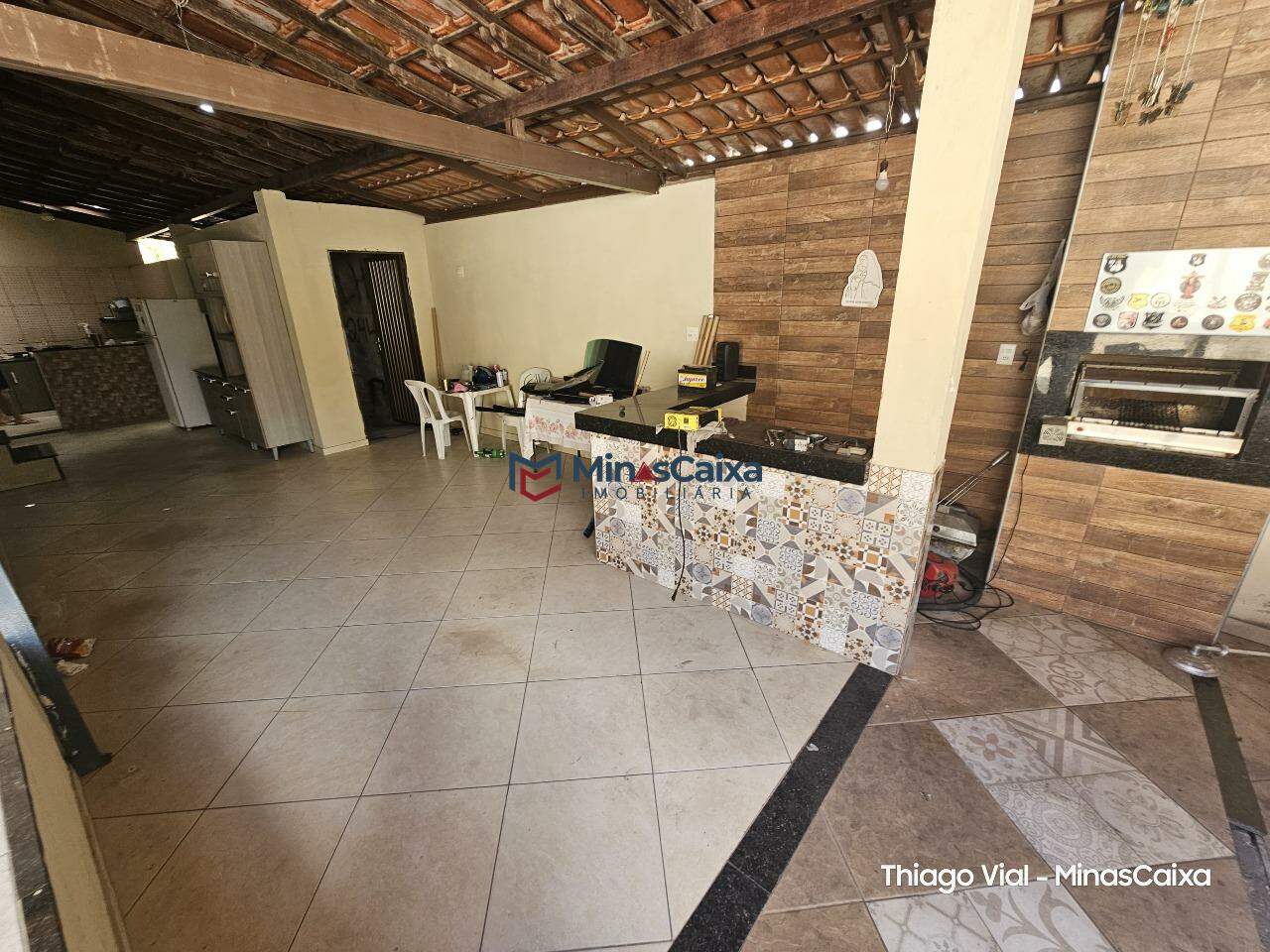 Casa à venda com 7 quartos, 300m² - Foto 5