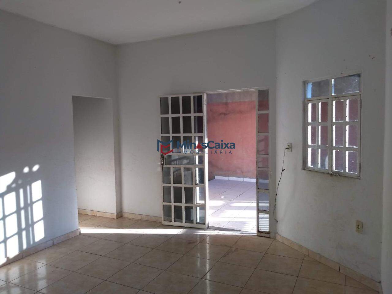 Casa para alugar com 3 quartos, 115m² - Foto 4