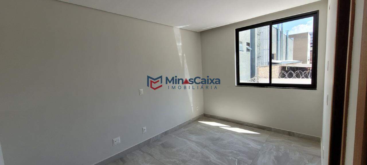 Casa à venda com 3 quartos, 198m² - Foto 17