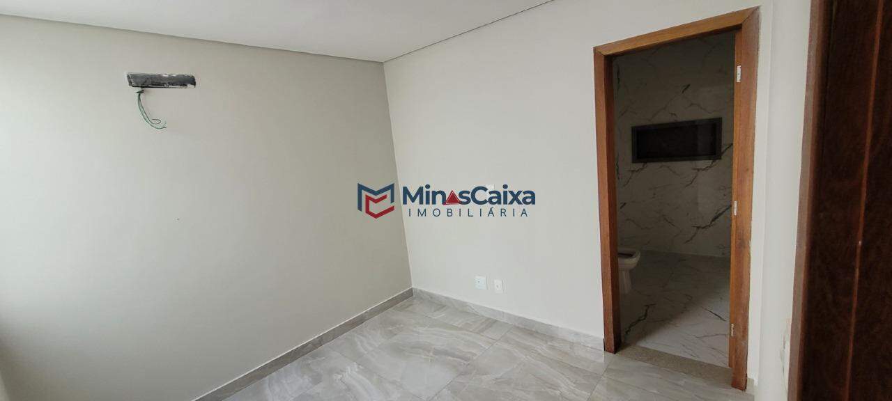 Casa à venda com 3 quartos, 198m² - Foto 21