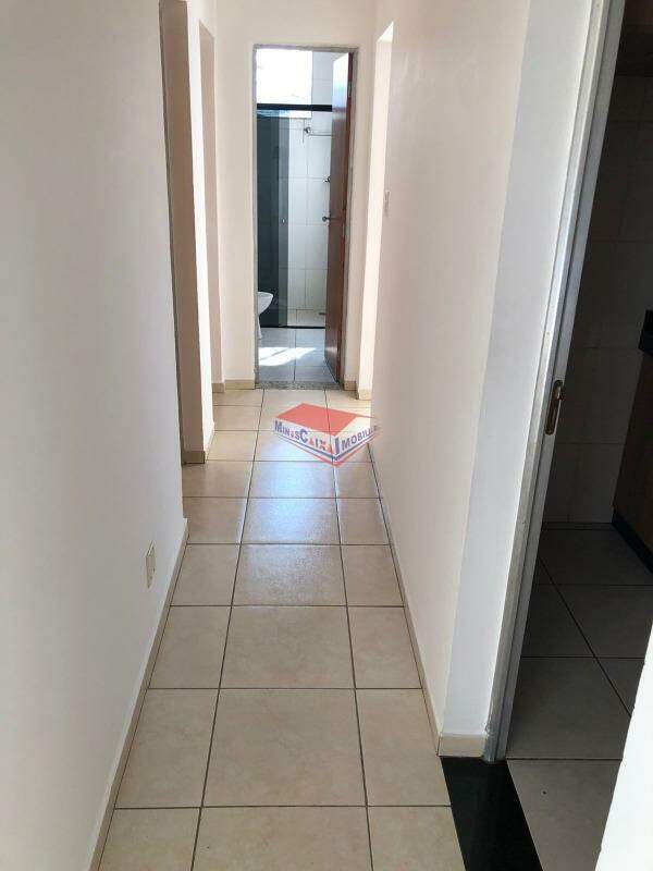 Apartamento à venda com 3 quartos, 70m² - Foto 8