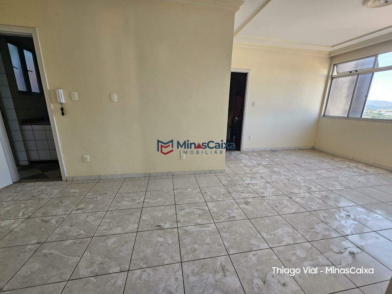 Apartamento à venda com 4 quartos, 210m² - Foto 4