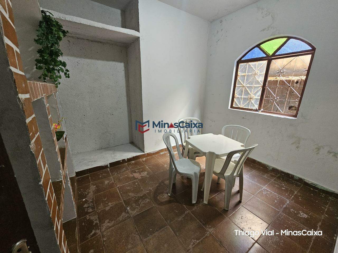 Casa à venda com 3 quartos, 180m² - Foto 4