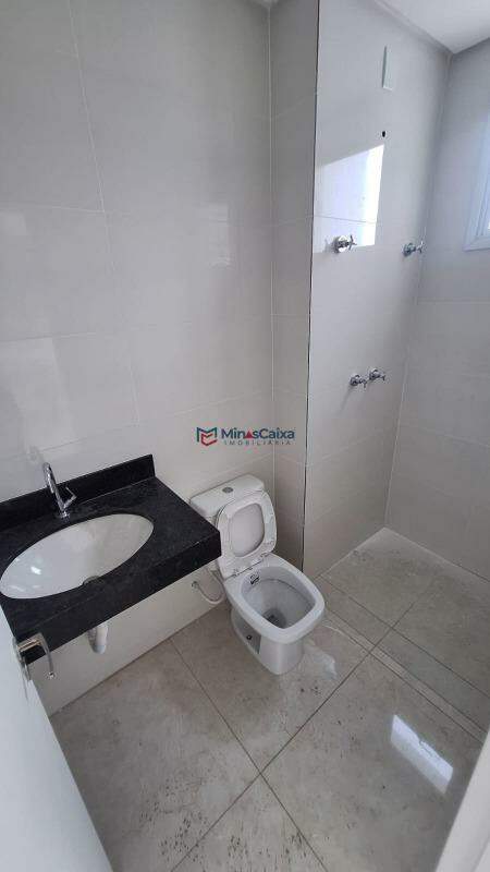 Apartamento à venda com 2 quartos, 66m² - Foto 9