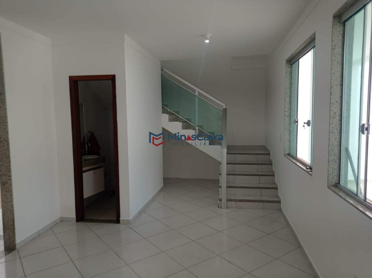 Casa à venda com 2 quartos, 75m² - Foto 5