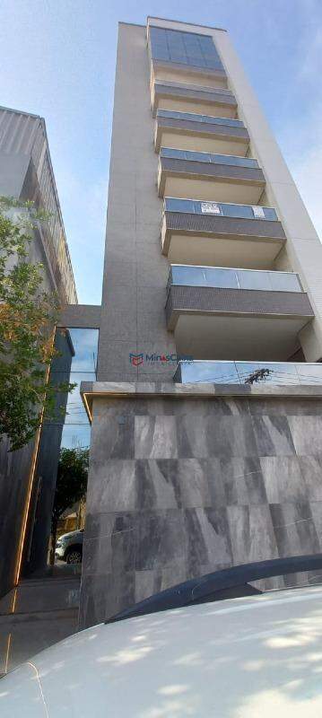 Apartamento à venda com 3 quartos, 280m² - Foto 1