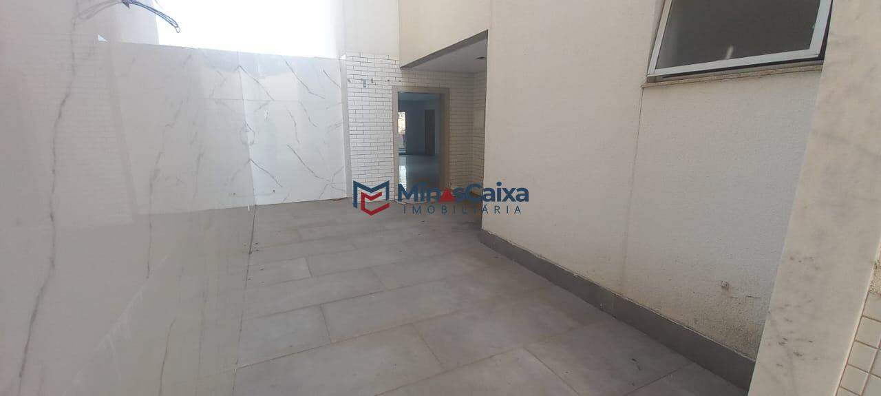 Apartamento à venda com 3 quartos, 212m² - Foto 22