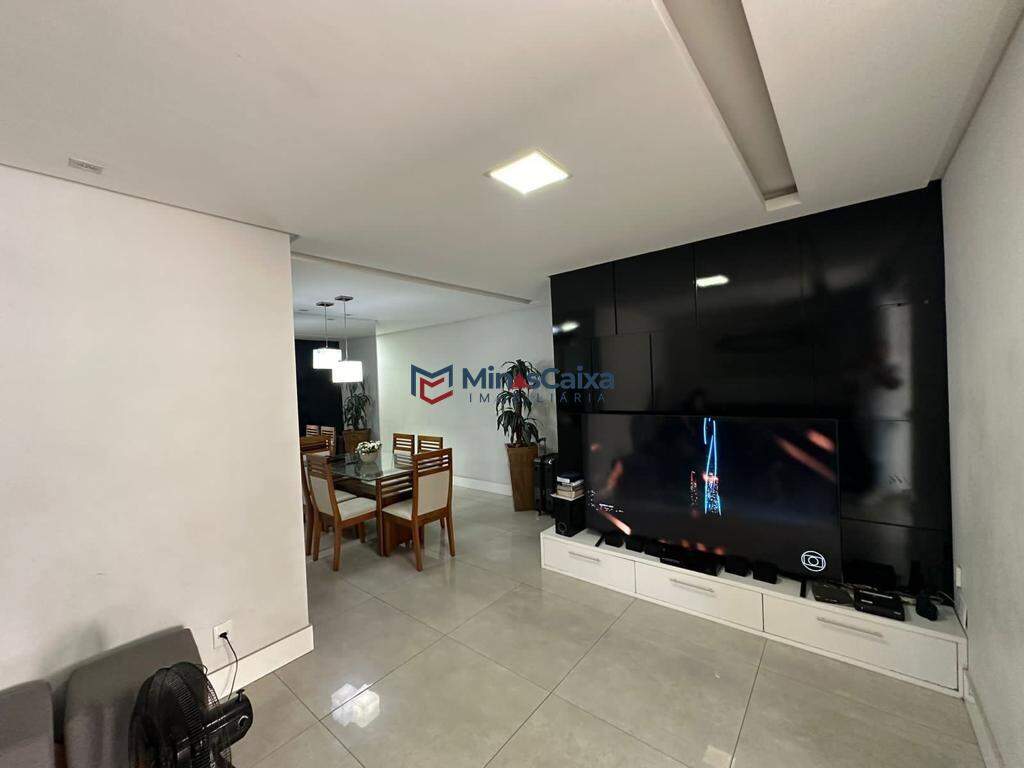 Casa à venda com 2 quartos, 91m² - Foto 6