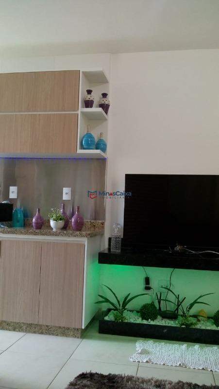 Apartamento à venda com 2 quartos, 80m² - Foto 1