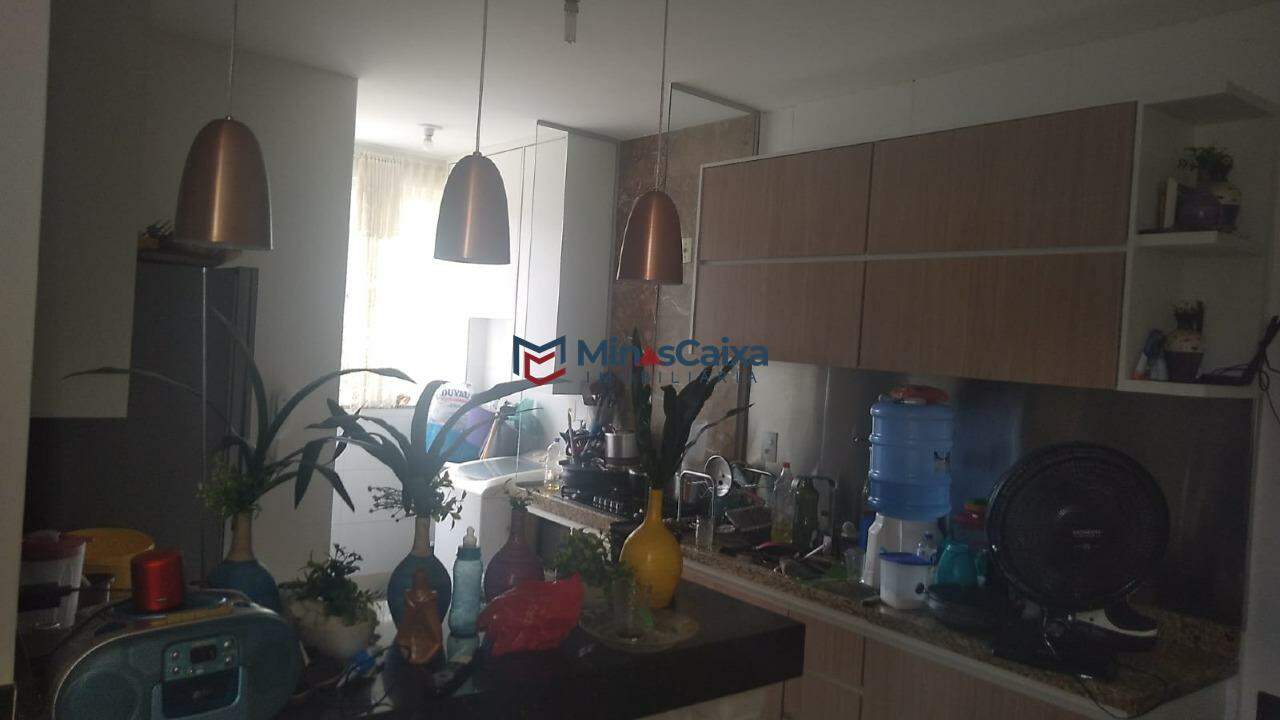 Apartamento à venda com 2 quartos, 80m² - Foto 5