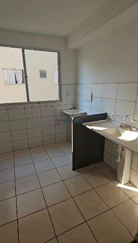 Apartamento à venda com 2 quartos, 44m² - Foto 1