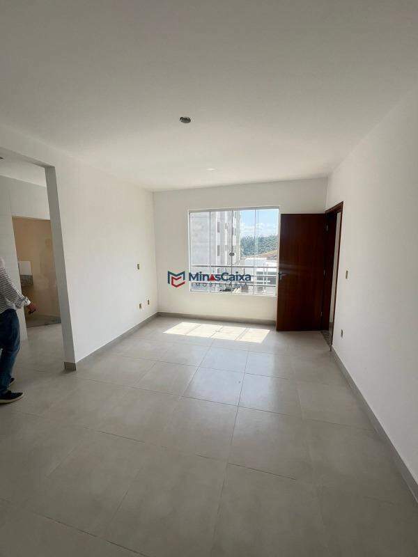 Apartamento à venda com 2 quartos, 70m² - Foto 1