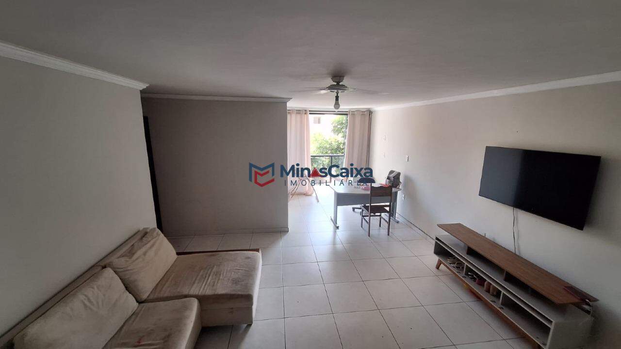 Apartamento à venda com 3 quartos, 101m² - Foto 1