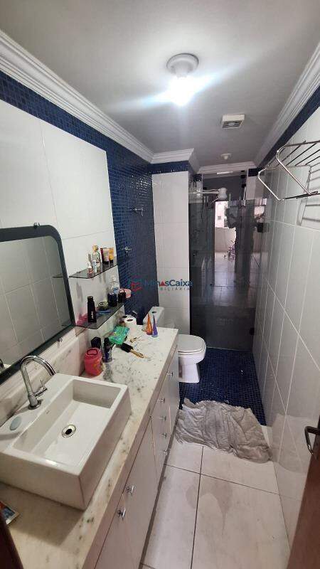 Apartamento à venda com 3 quartos, 101m² - Foto 11