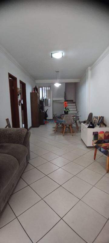 Casa à venda com 3 quartos, 129m² - Foto 6