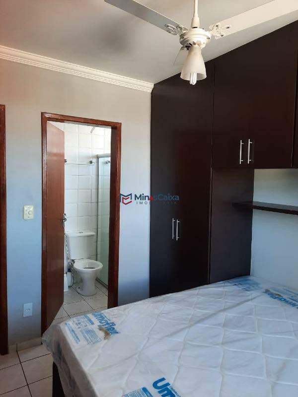 Apartamento à venda com 3 quartos, 81m² - Foto 7