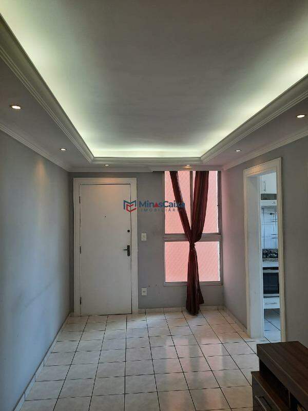 Apartamento à venda com 3 quartos, 81m² - Foto 3