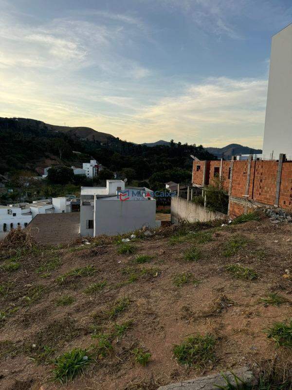 Terreno à venda, 360m² - Foto 1