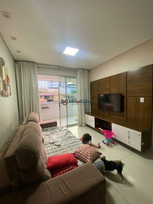 Apartamento à venda com 3 quartos, 117m² - Foto 4