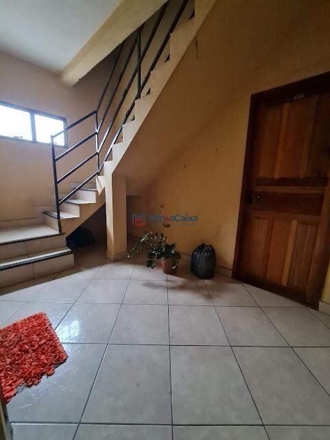 Casa à venda com 4 quartos, 450m² - Foto 13