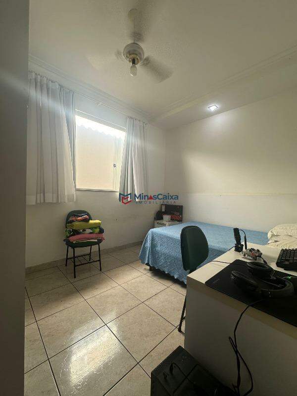 Casa à venda com 3 quartos, 300m² - Foto 9