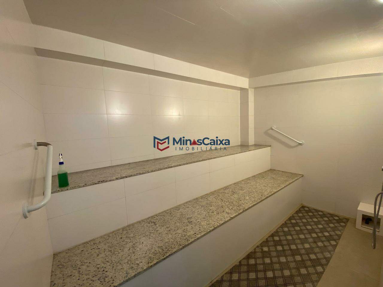 Apartamento para alugar com 3 quartos, 202m² - Foto 10