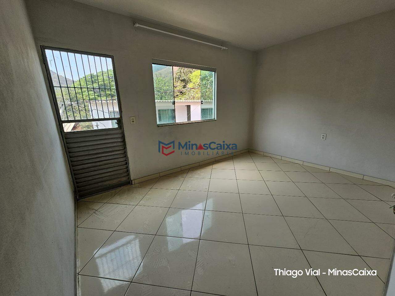 Casa à venda com 5 quartos, 150m² - Foto 15