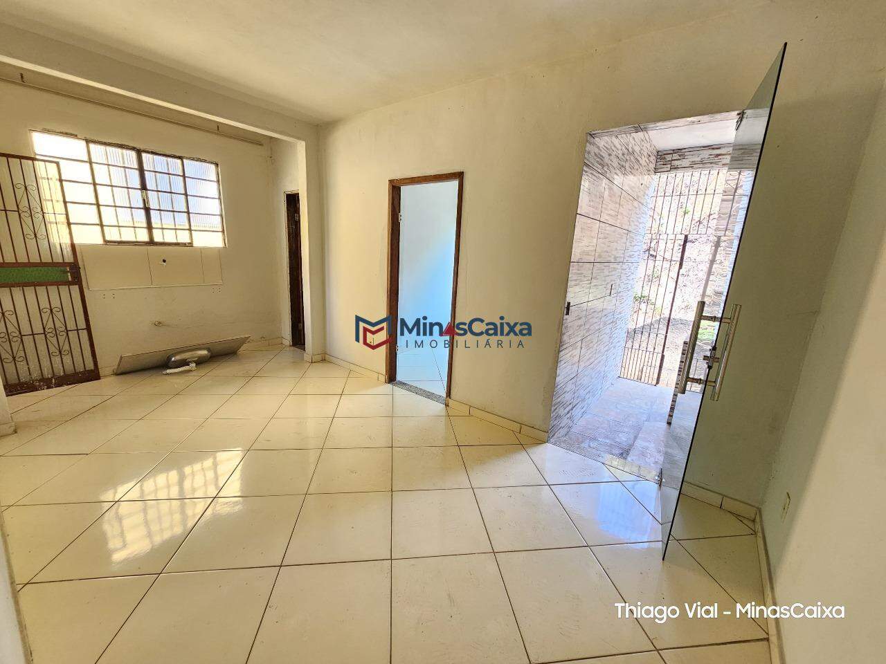 Casa à venda com 5 quartos, 150m² - Foto 5