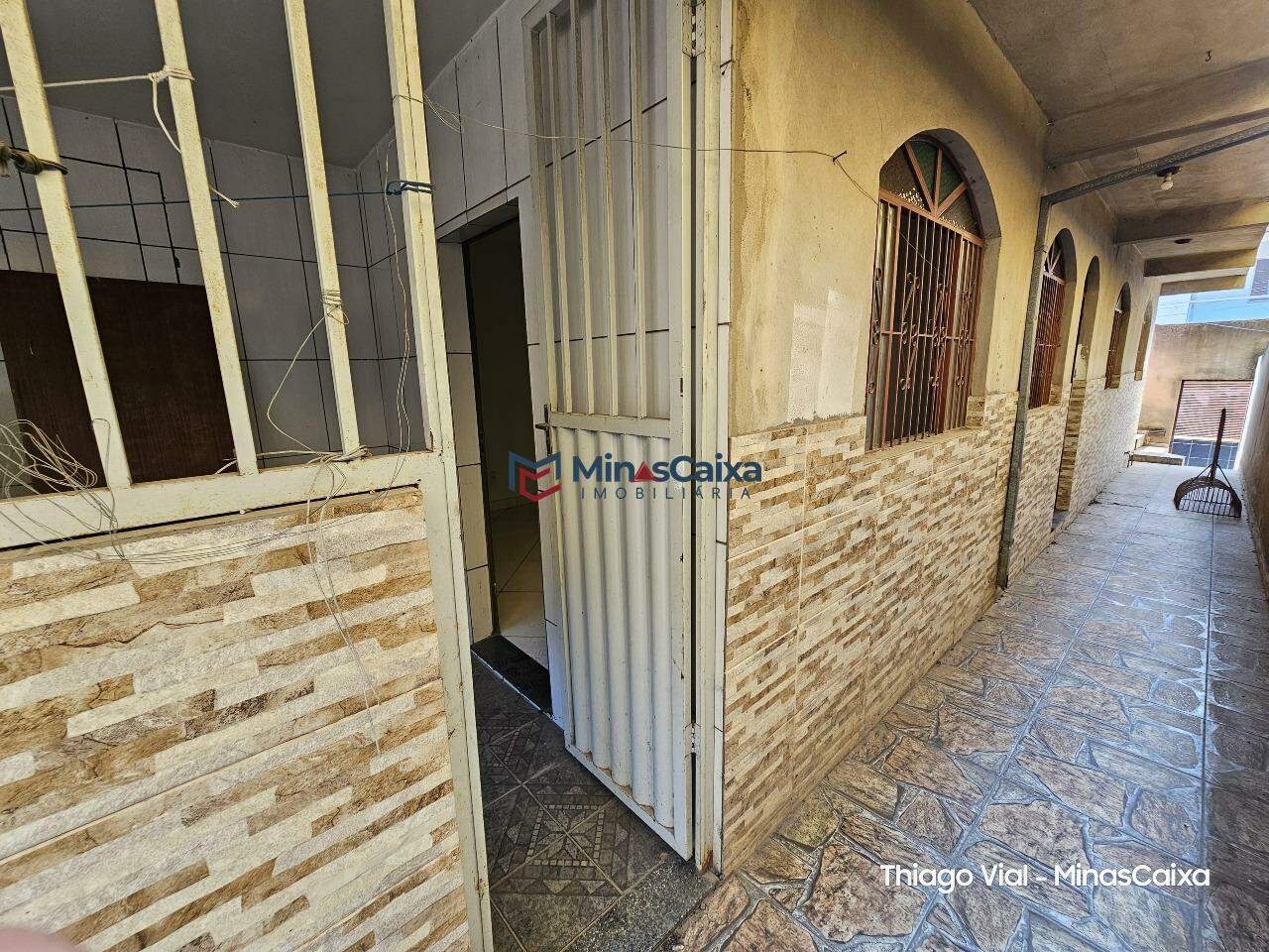 Casa à venda com 5 quartos, 150m² - Foto 13