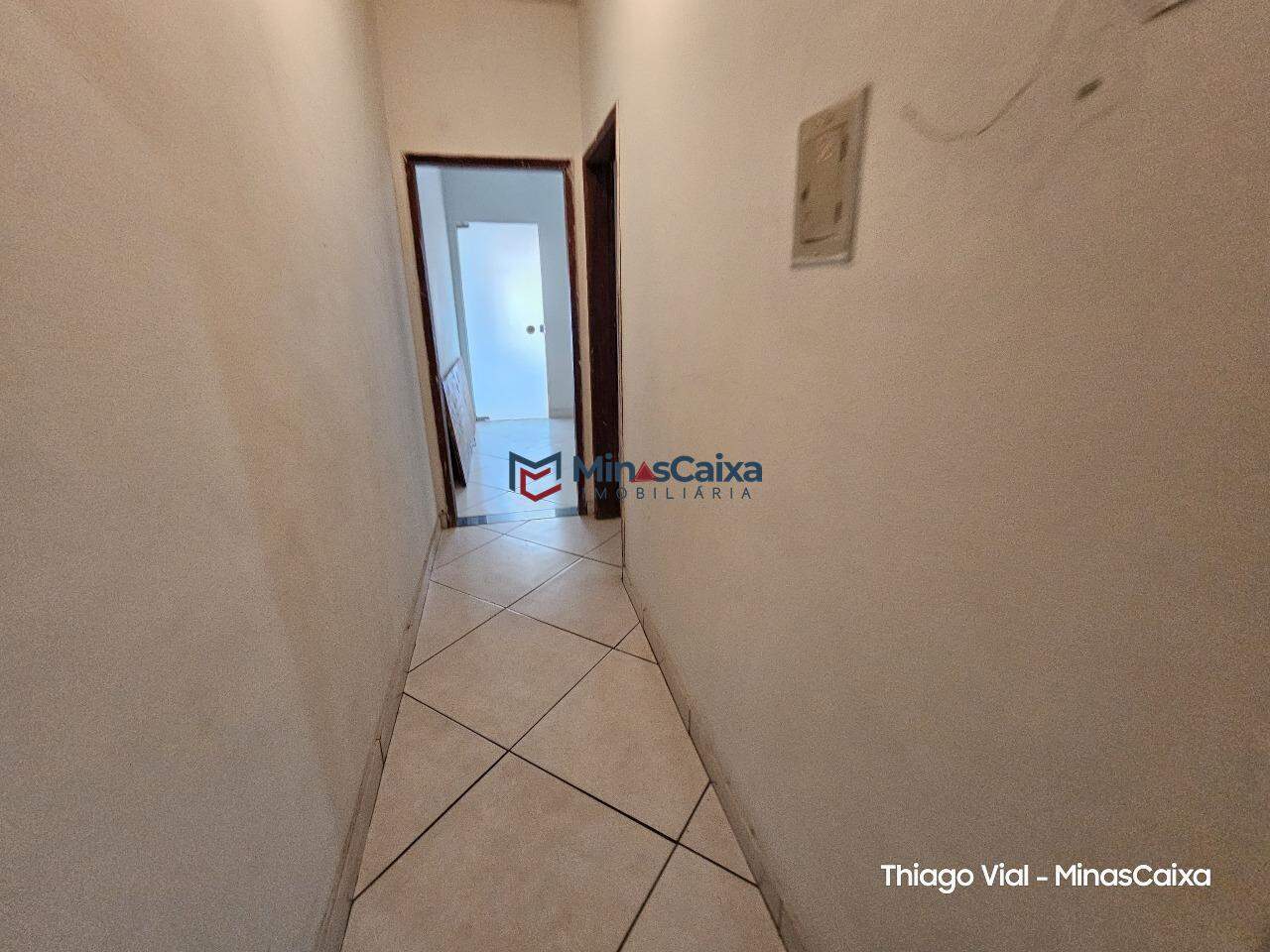 Casa à venda com 5 quartos, 150m² - Foto 9