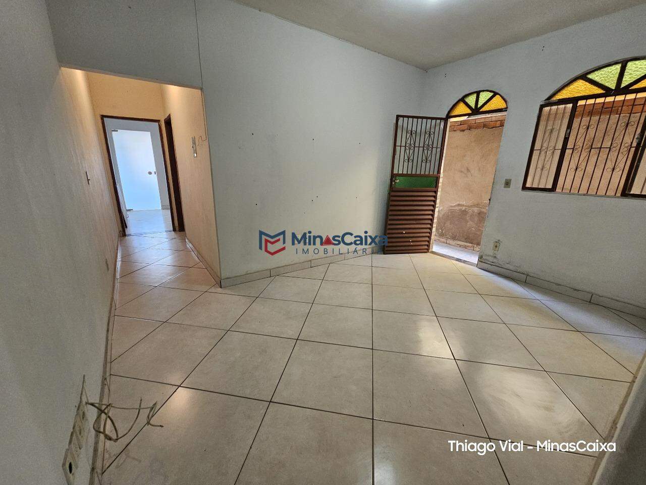 Casa à venda com 5 quartos, 150m² - Foto 6