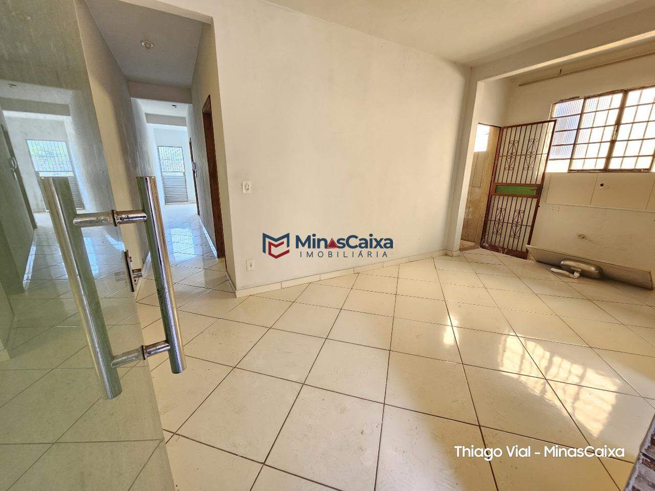 Casa à venda com 5 quartos, 150m² - Foto 17