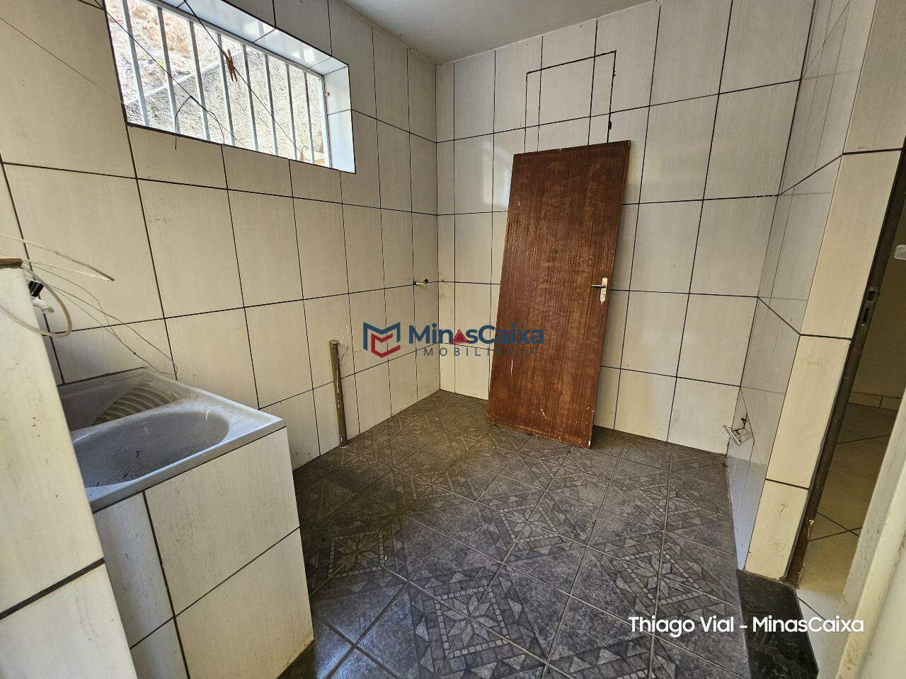 Casa à venda com 5 quartos, 150m² - Foto 11