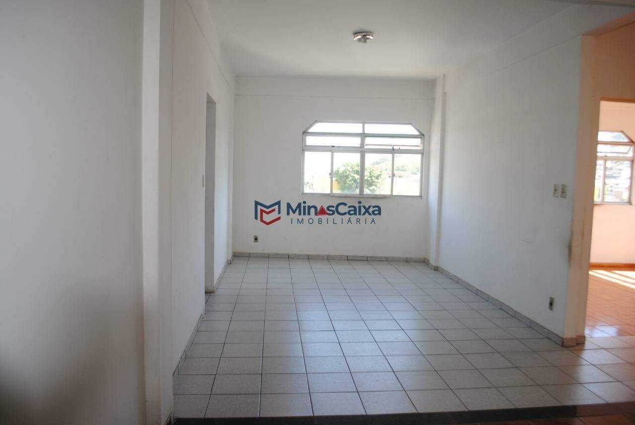 Apartamento à venda com 2 quartos, 100m² - Foto 3