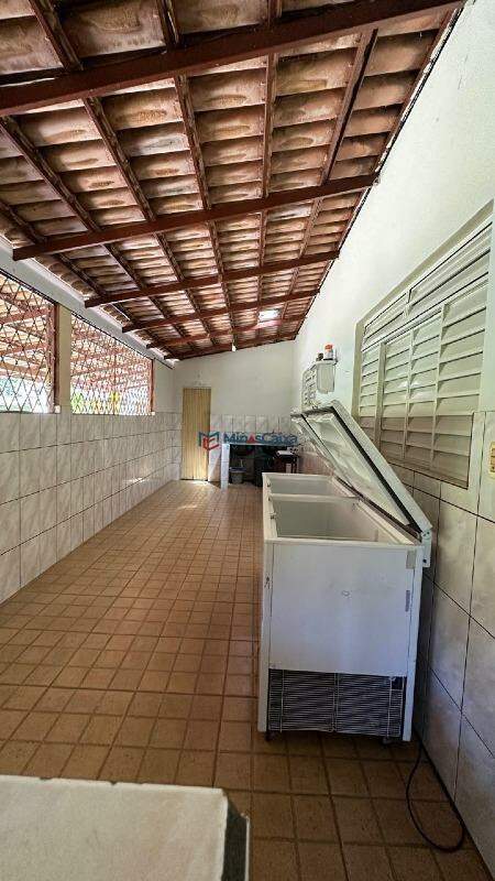 Chácara à venda com 3 quartos, 5300m² - Foto 20