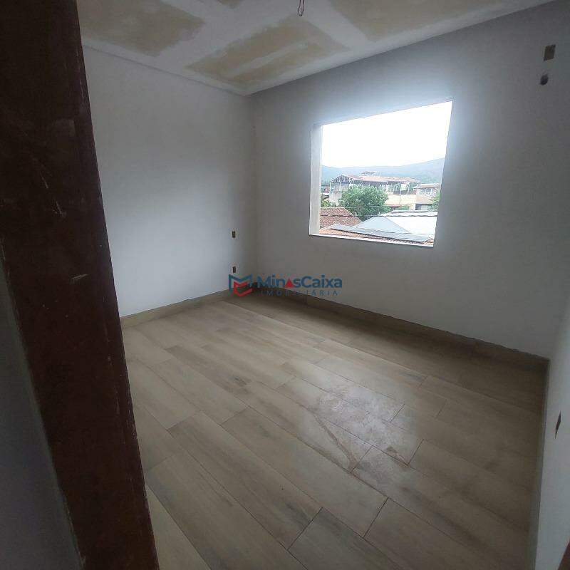 Casa à venda com 3 quartos, 160m² - Foto 12