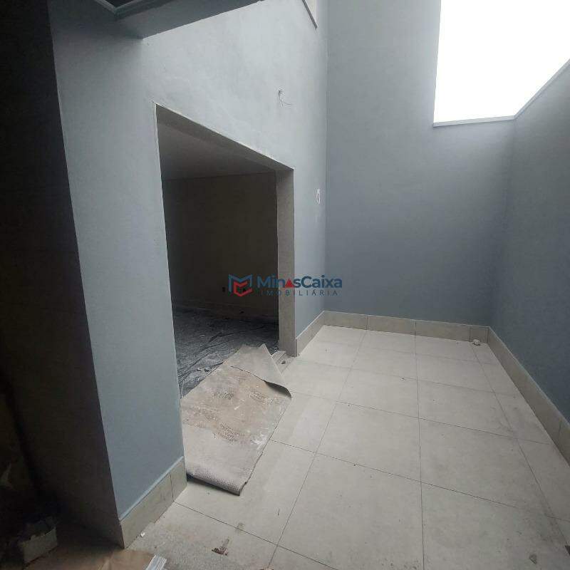 Casa à venda com 3 quartos, 150m² - Foto 13