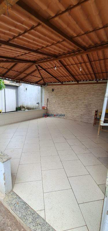 Casa à venda com 3 quartos, 184m² - Foto 21