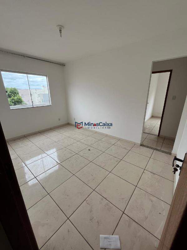 Apartamento à venda com 2 quartos, 90m² - Foto 3