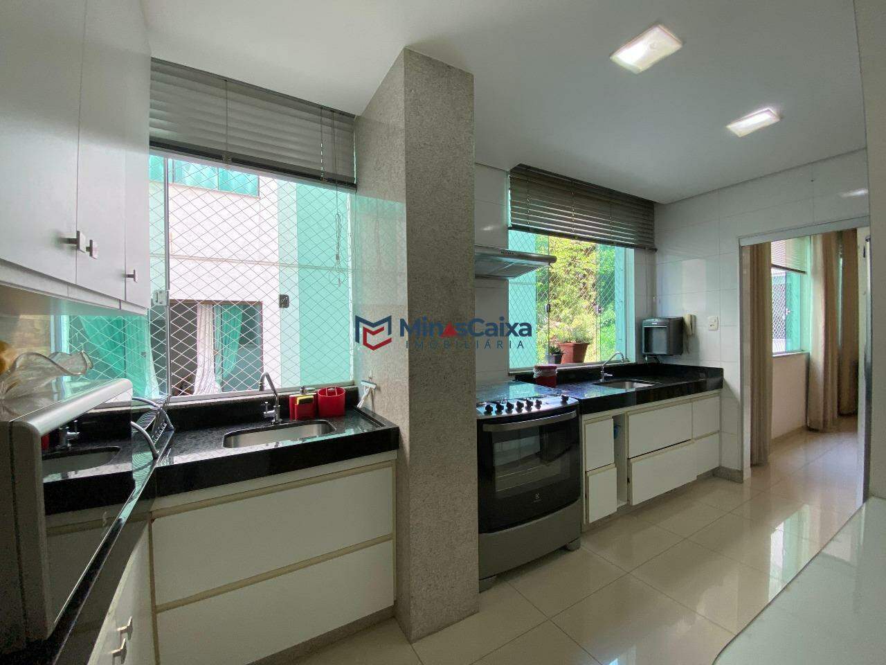 Apartamento à venda com 3 quartos, 175m² - Foto 5