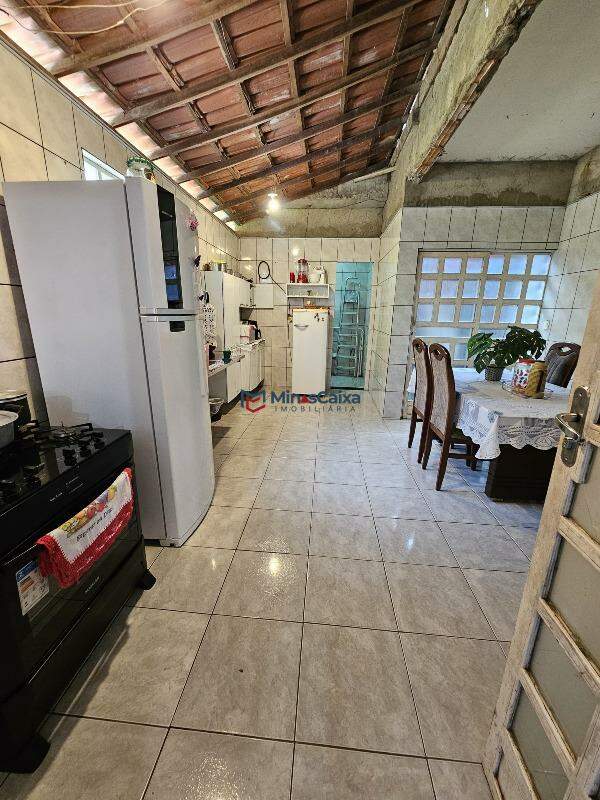 Casa para alugar com 3 quartos, 155m² - Foto 8