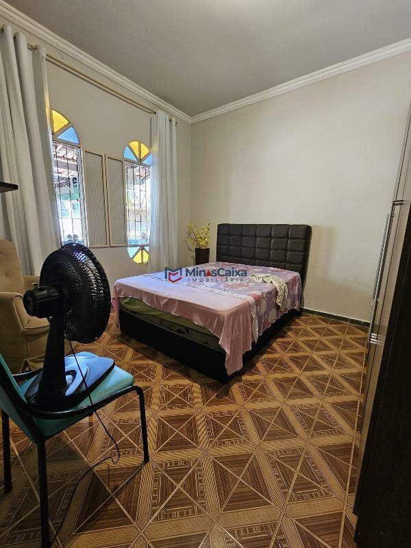 Casa para alugar com 3 quartos, 155m² - Foto 13