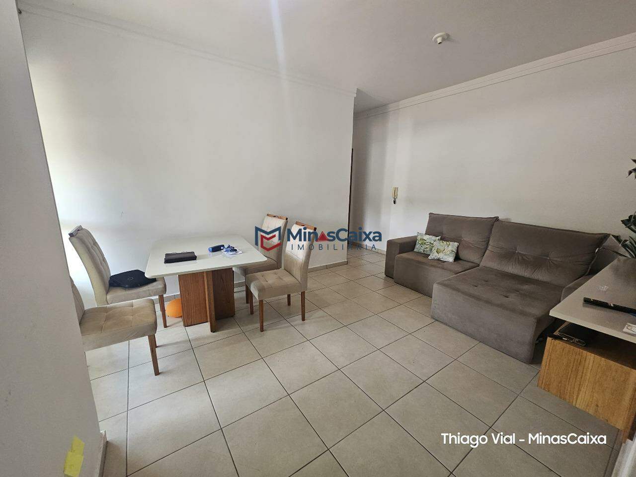 Apartamento à venda com 3 quartos, 85m² - Foto 4