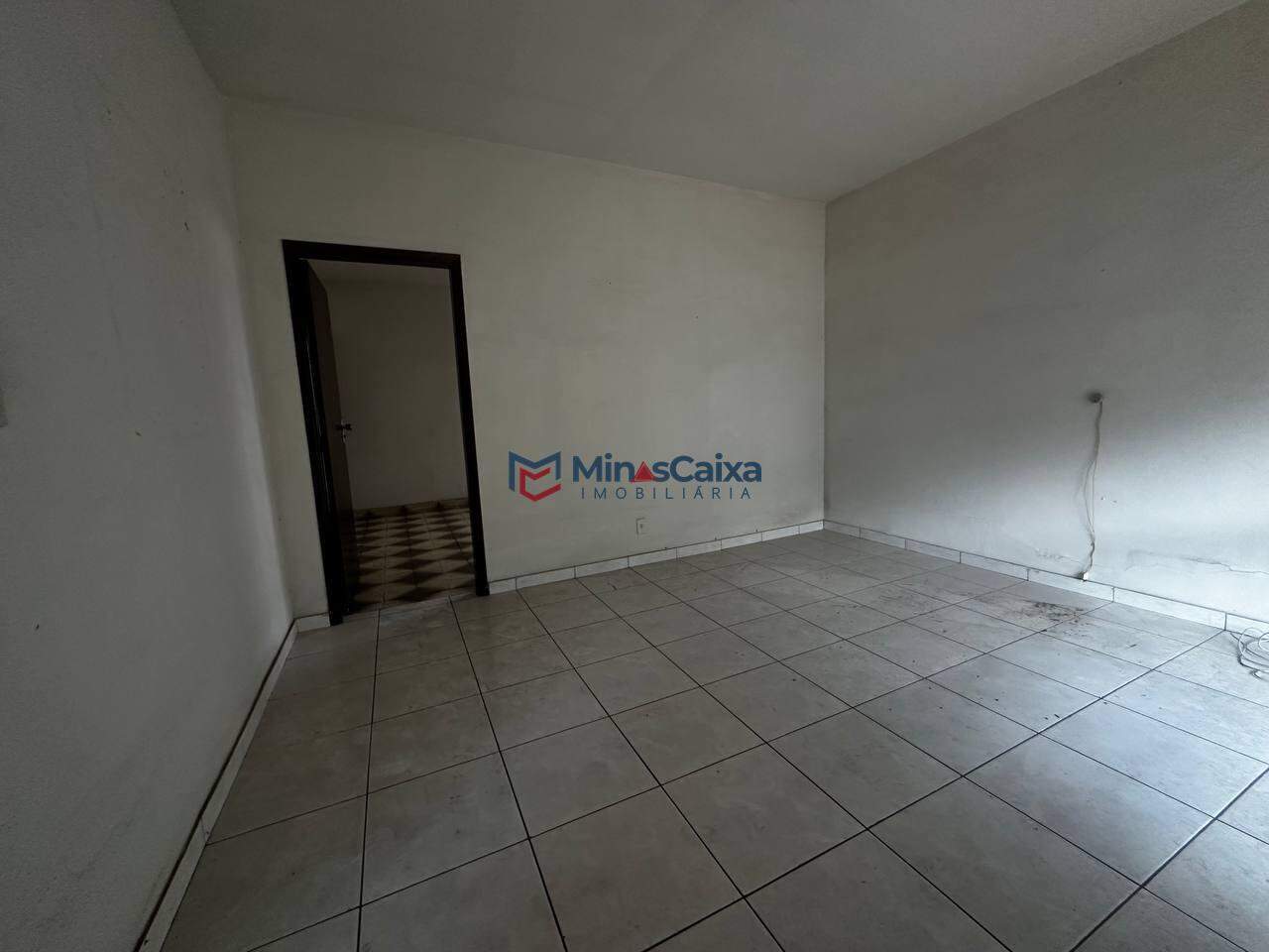 Casa à venda com 4 quartos, 197m² - Foto 11