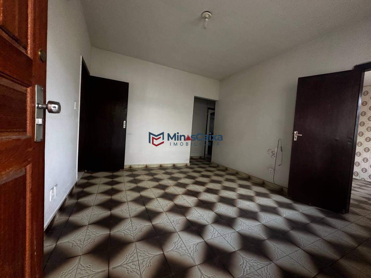 Casa à venda com 4 quartos, 197m² - Foto 8