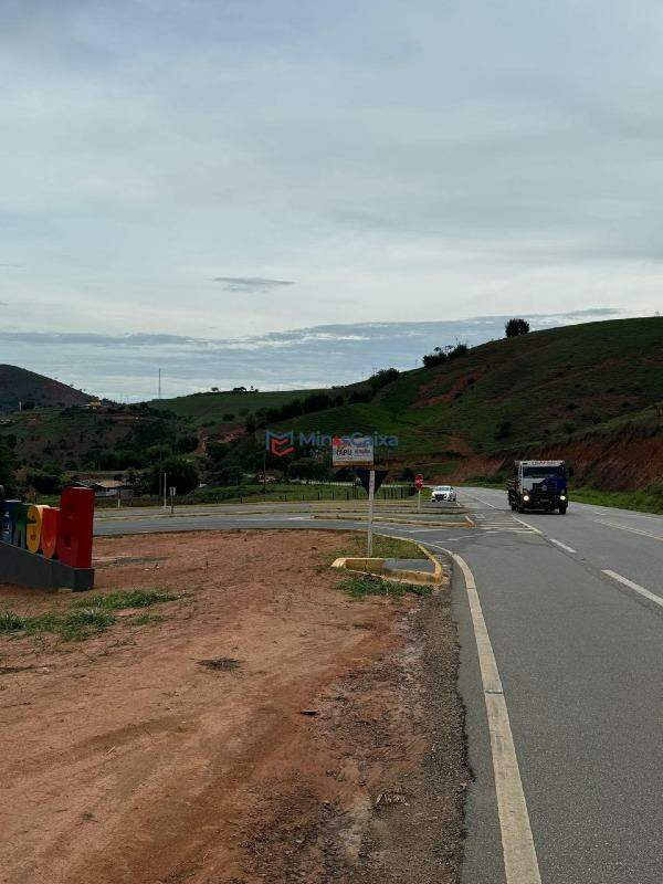 Terreno à venda, 1000m² - Foto 2