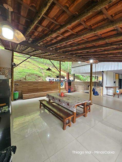 Sítio à venda com 5 quartos, 10000m² - Foto 8